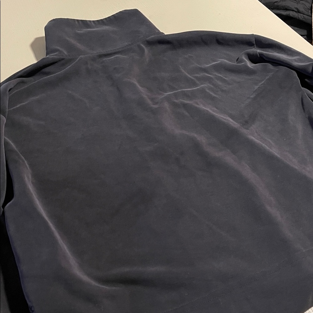 Athleta Women's Gray Zip-Up Top - Picture 11 of 11